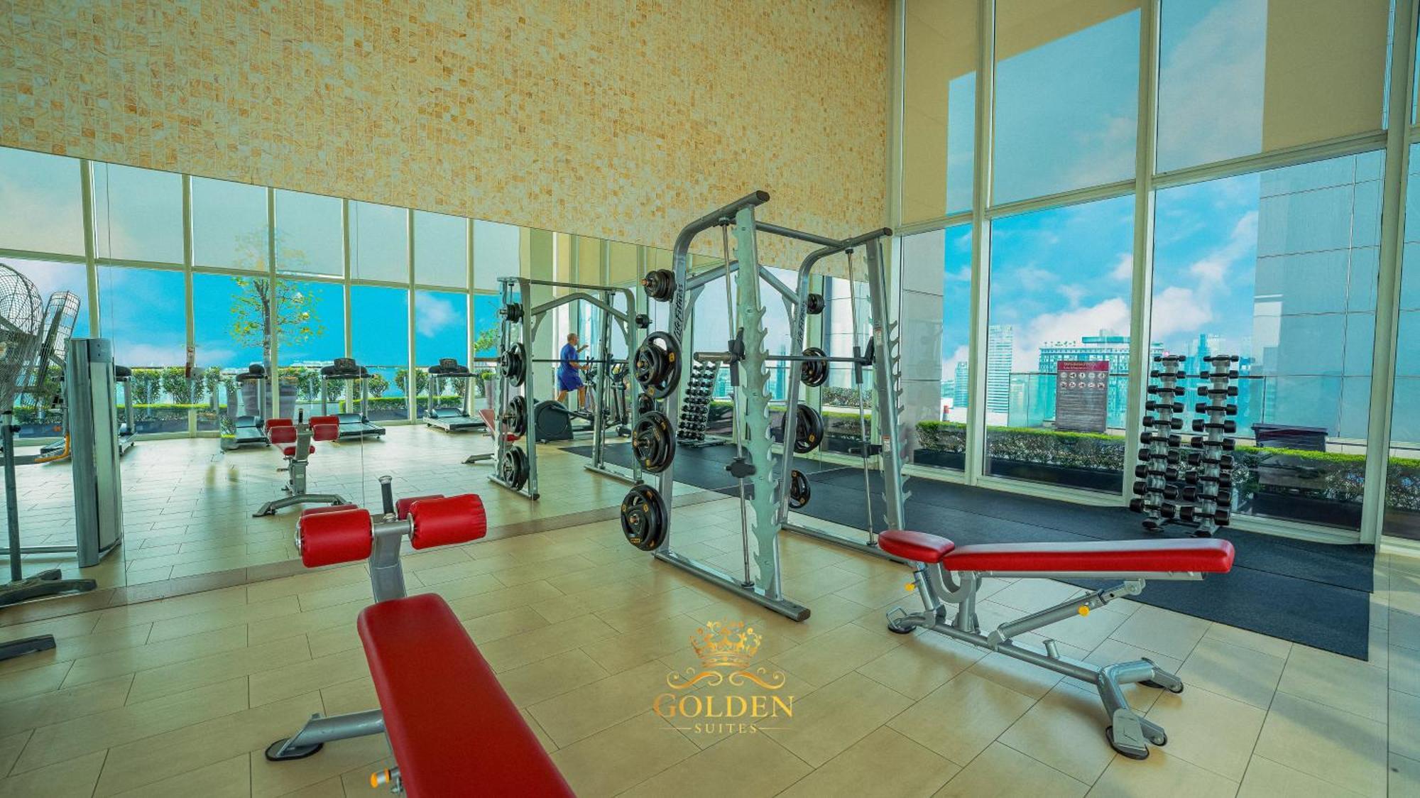 Golden Suites At Platinum Klcc กัวลาลัมเปอร์ ภายนอก รูปภาพ